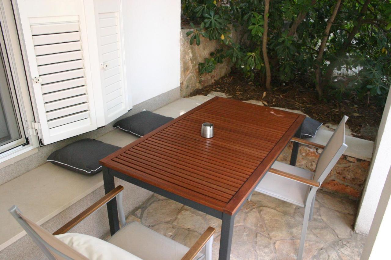 Cozy Jelsa Apartment In The Shade Of The Pines. 외부 사진