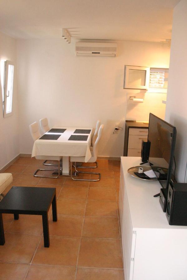Cozy Jelsa Apartment In The Shade Of The Pines. 외부 사진