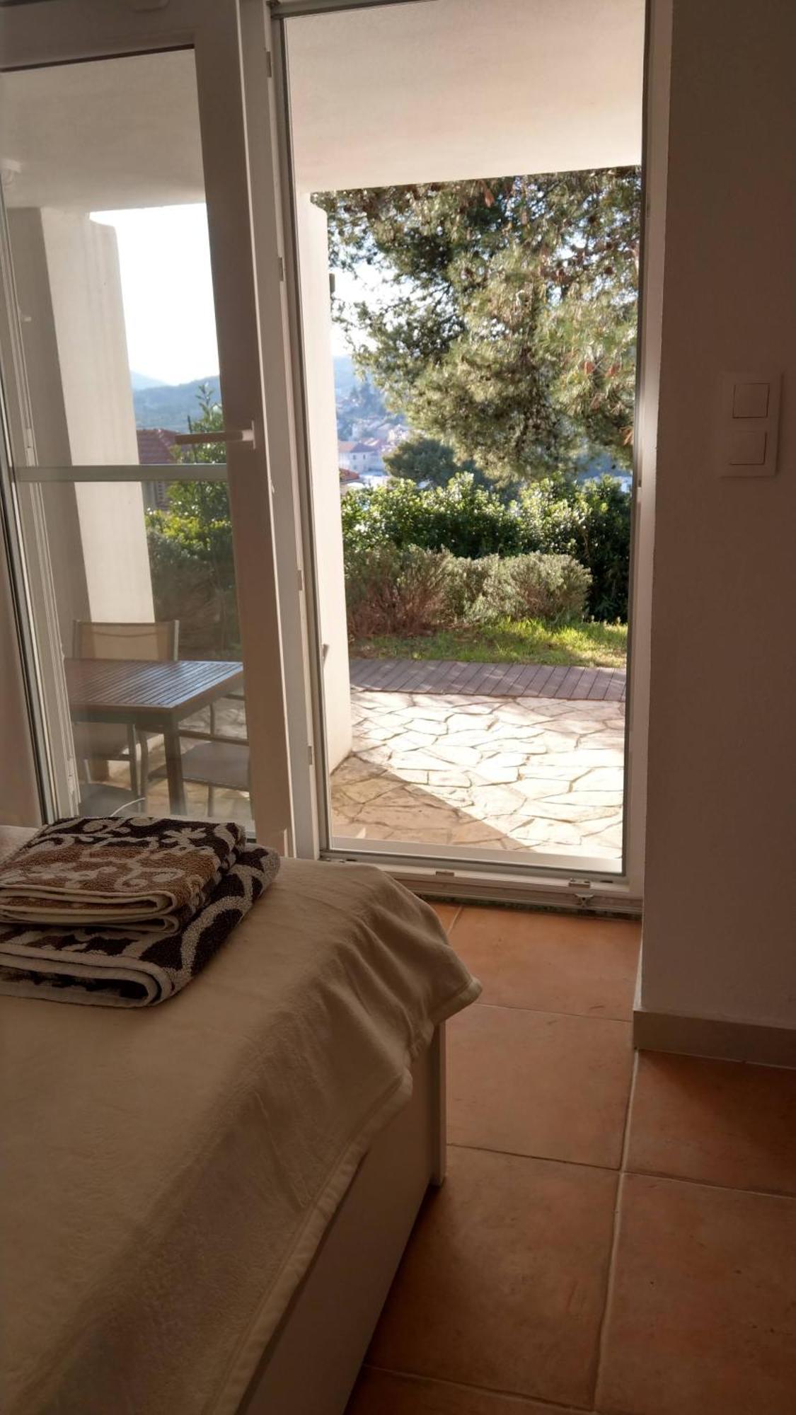 Cozy Jelsa Apartment In The Shade Of The Pines. 외부 사진