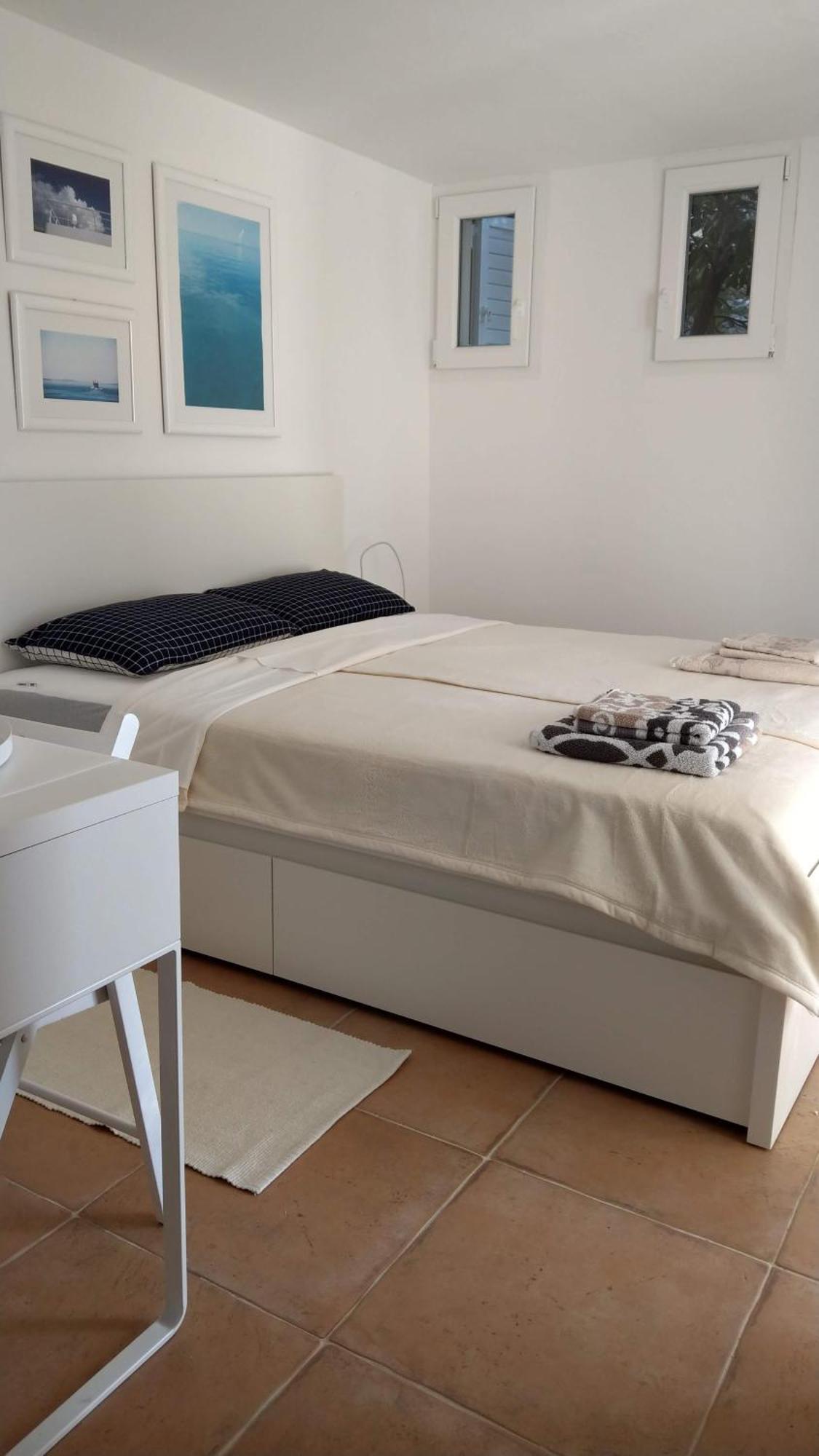 Cozy Jelsa Apartment In The Shade Of The Pines. 외부 사진
